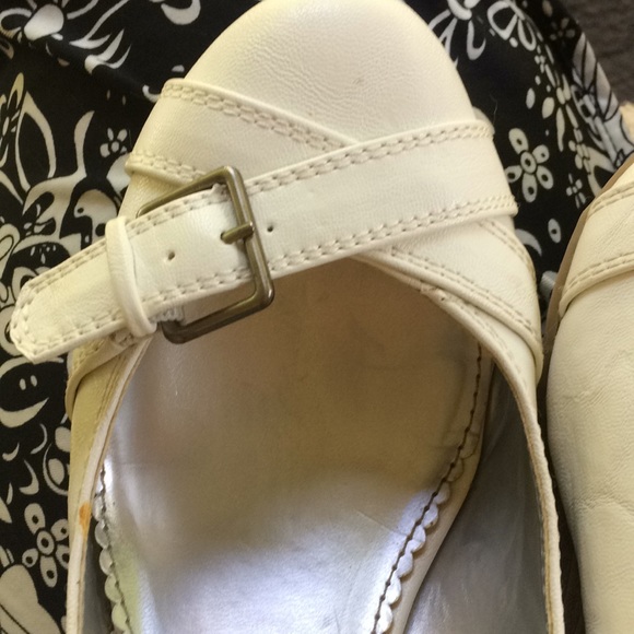 Beautiful white wedge shoes - Picture 8 of 8